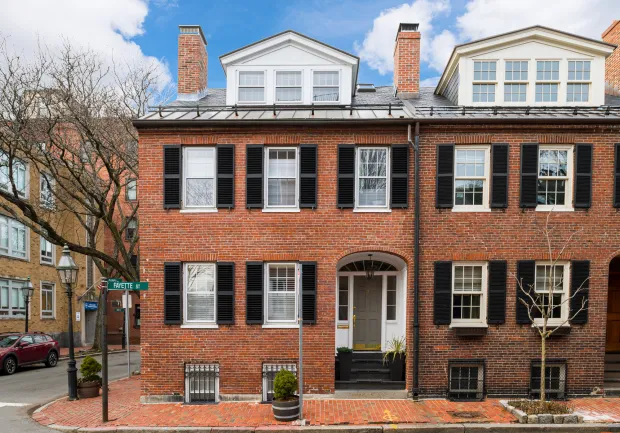 Boston Historic Townhouse