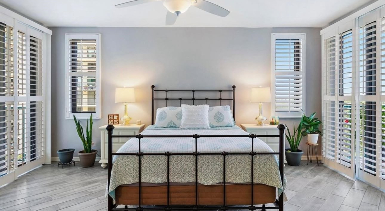 Harbor View Condominiums