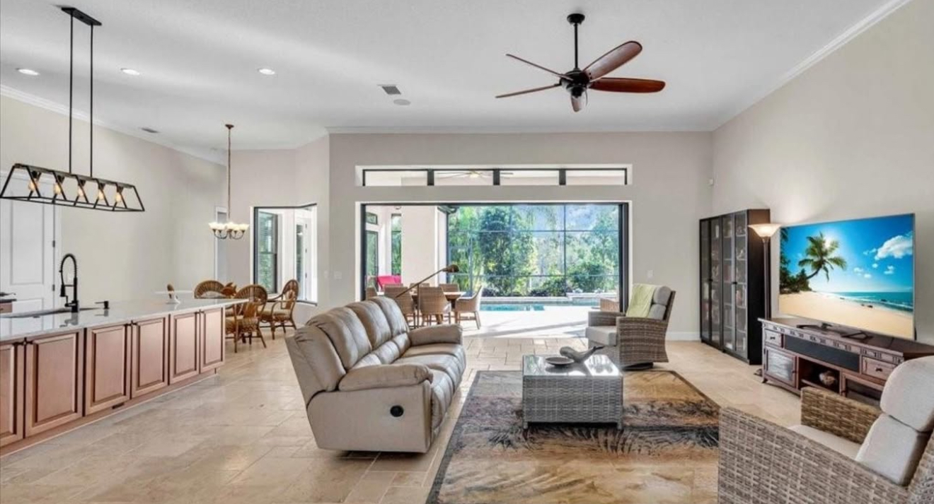 Bluewater Lakefront Retreat