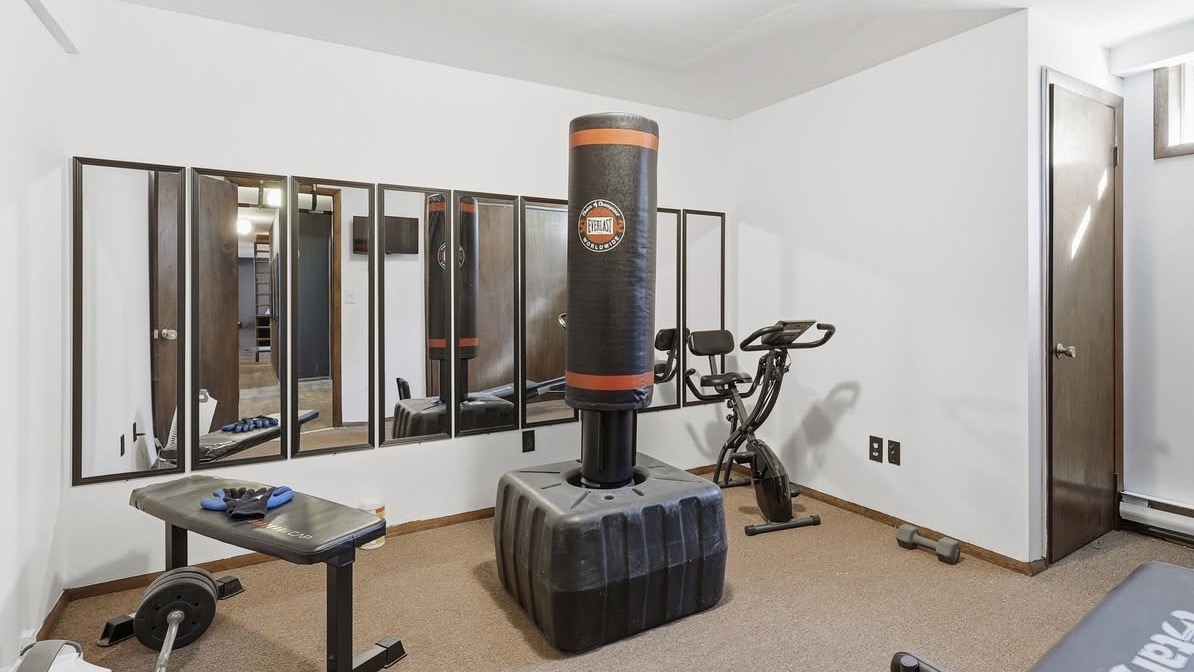 Sterling Heights Suburban Estate