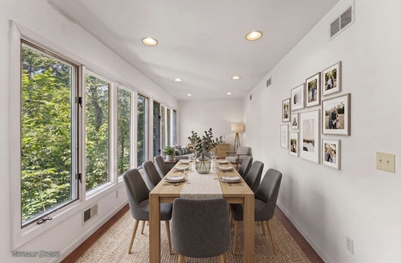     Oak Creek Manor