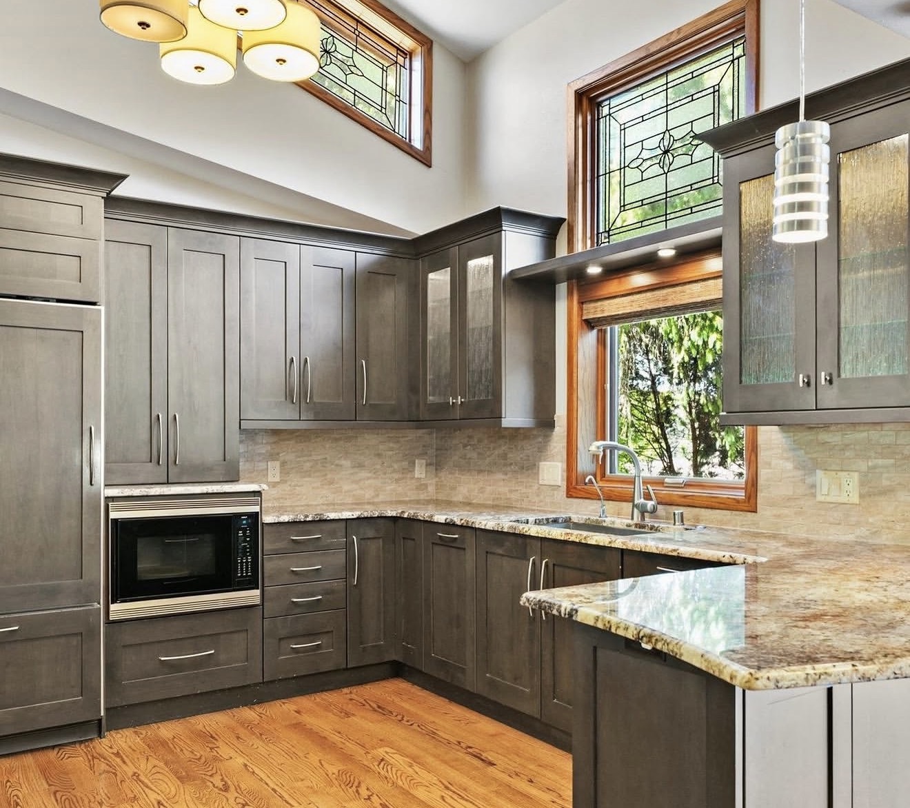 Silver Lake Grand Estate