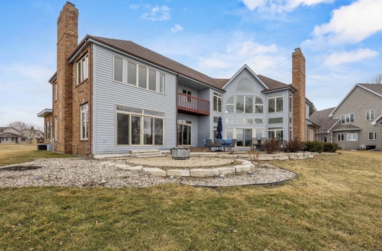     Highland Lake Retreat