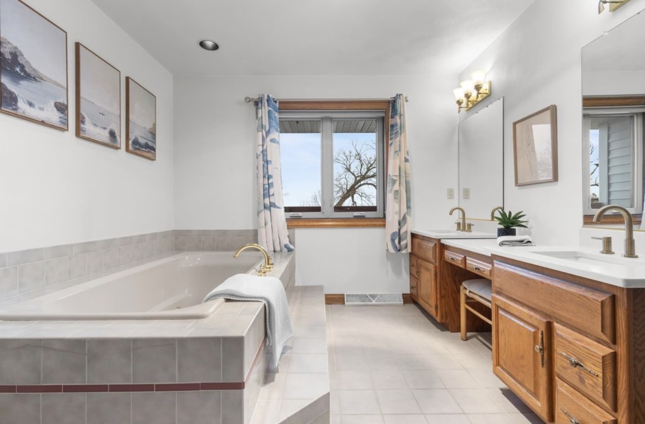     Highland Lake Retreat
