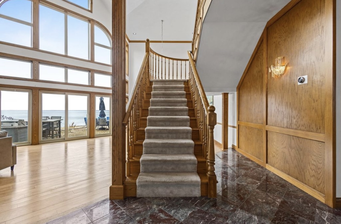     Highland Lake Retreat